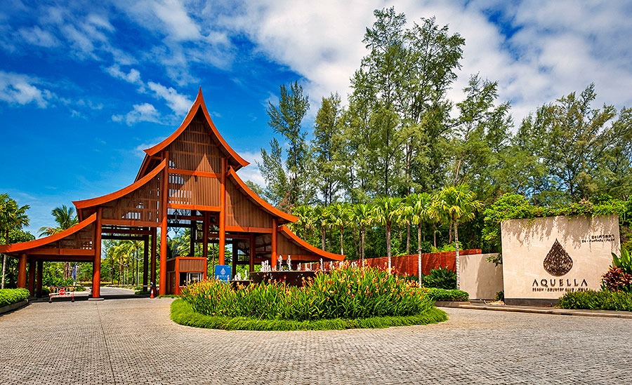 ติดตั้งโคมไฟโครงการ aquella phuket