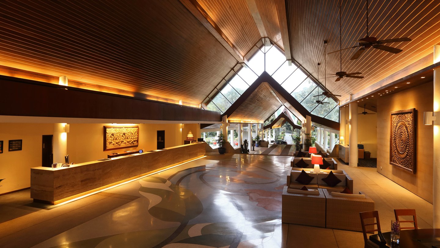 ติดตั้งโคมไฟโครงการ le méridien phuket