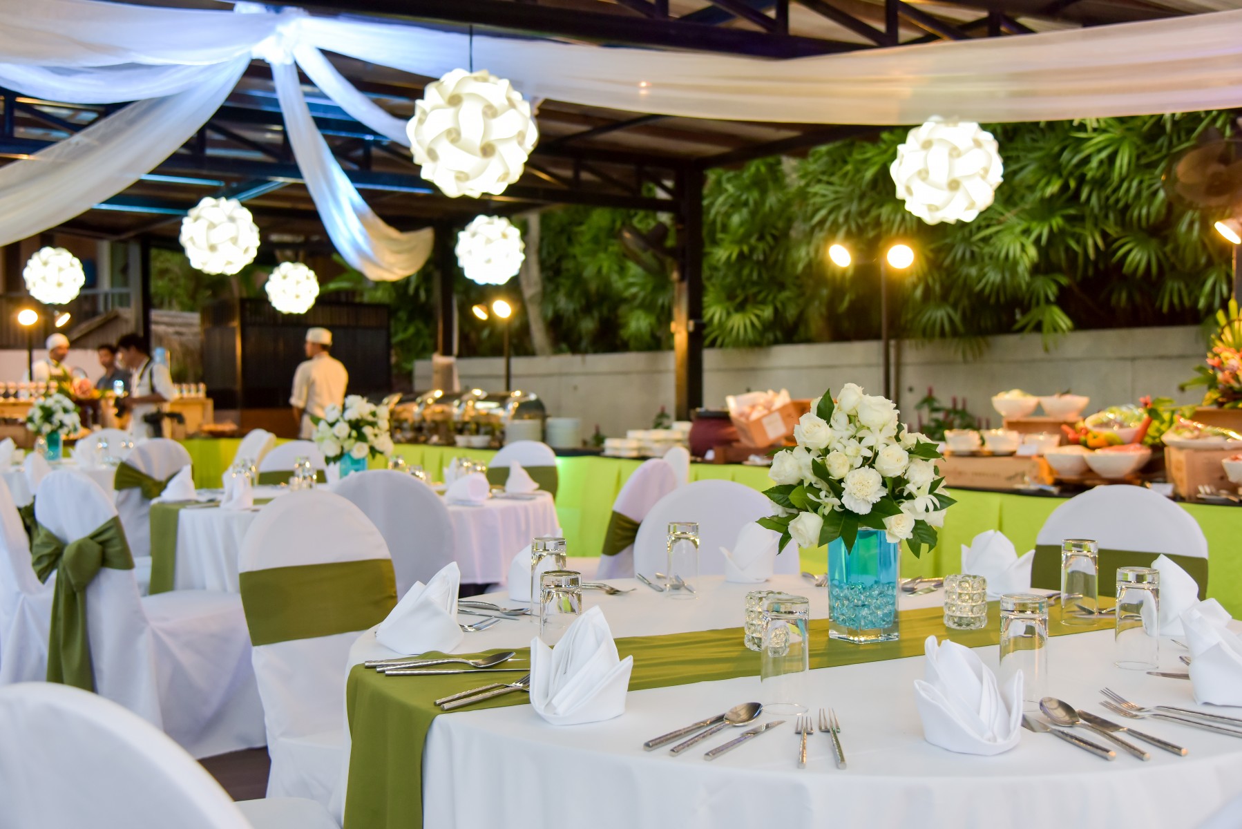 ผลงานออกแบบและติดตั้งโคมไฟโครงการ pullman khao lak resort & spa