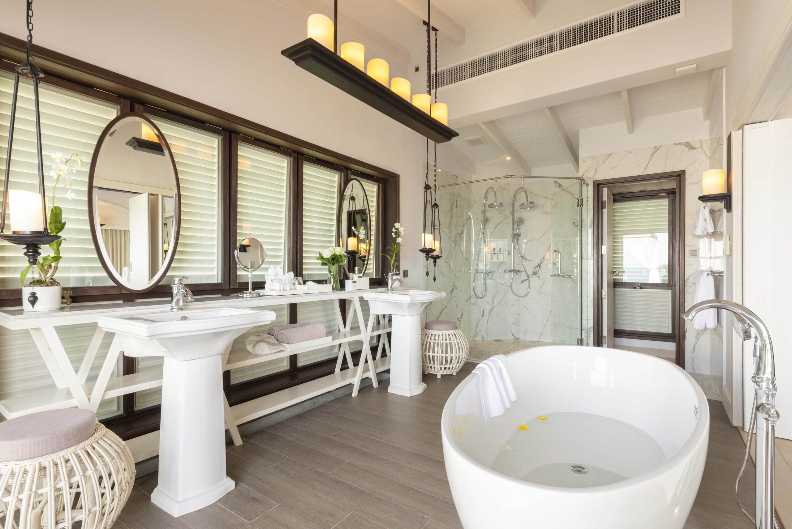 โคมไฟ-The Shore At Kata Thani 5 ติดตั้งโคมไฟโรงแรม the shore at katathani