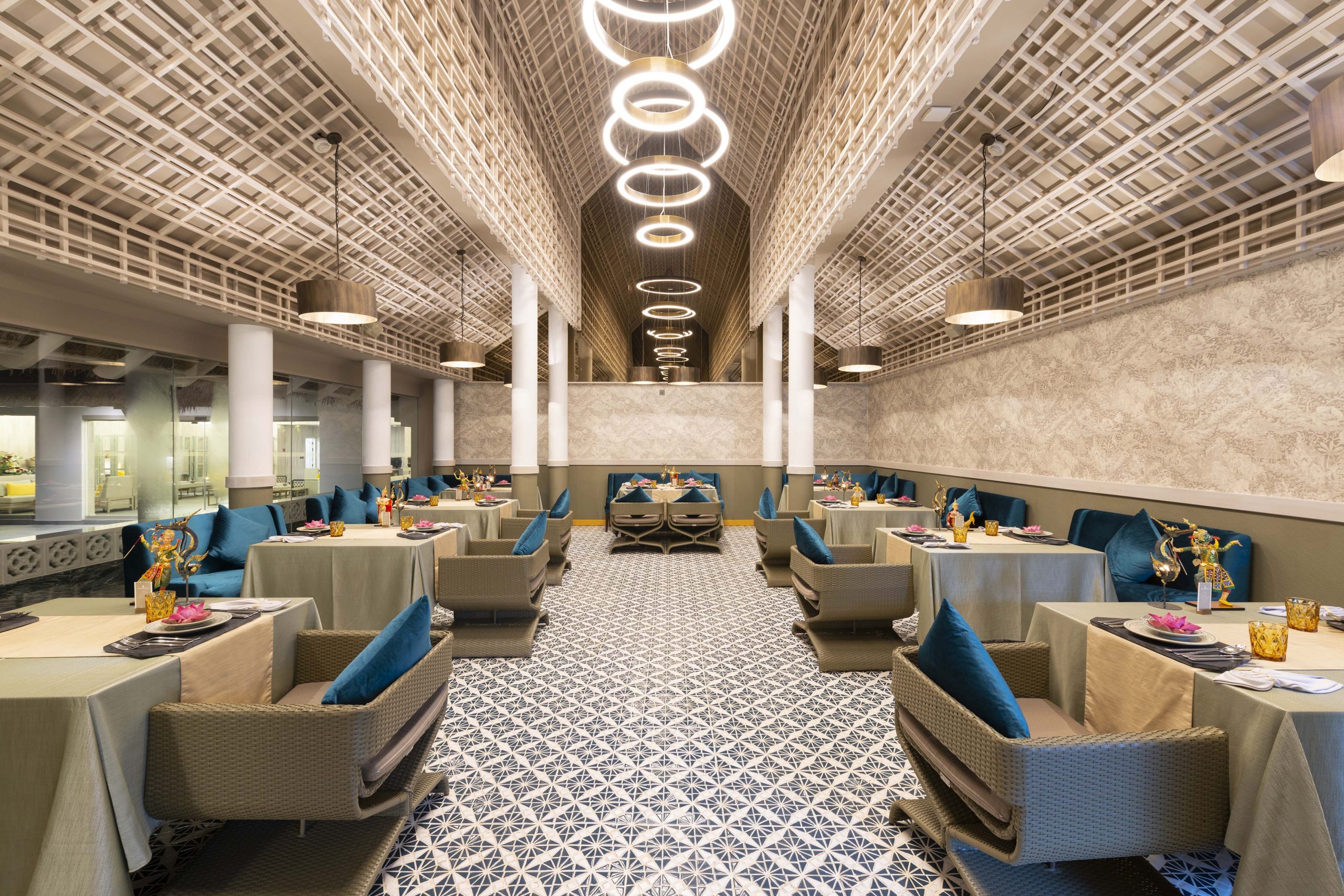 โคมไฟ-The Shore At Kata Thani 2 ติดตั้งโคมไฟโรงแรม the shore at katathani