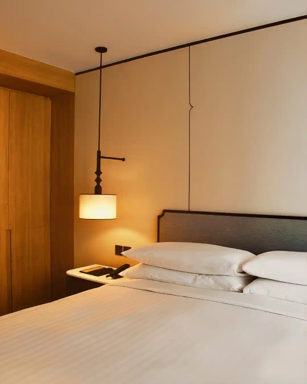 ติดตั้งโคมไฟโครงการ sathorn vista, bangkok – marriott executive apartments