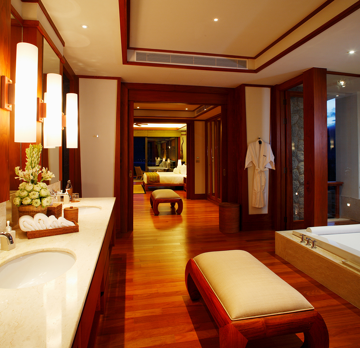 ผลงานติดตั้งโคมไฟรีสอร์ทหรู andara resort kamala