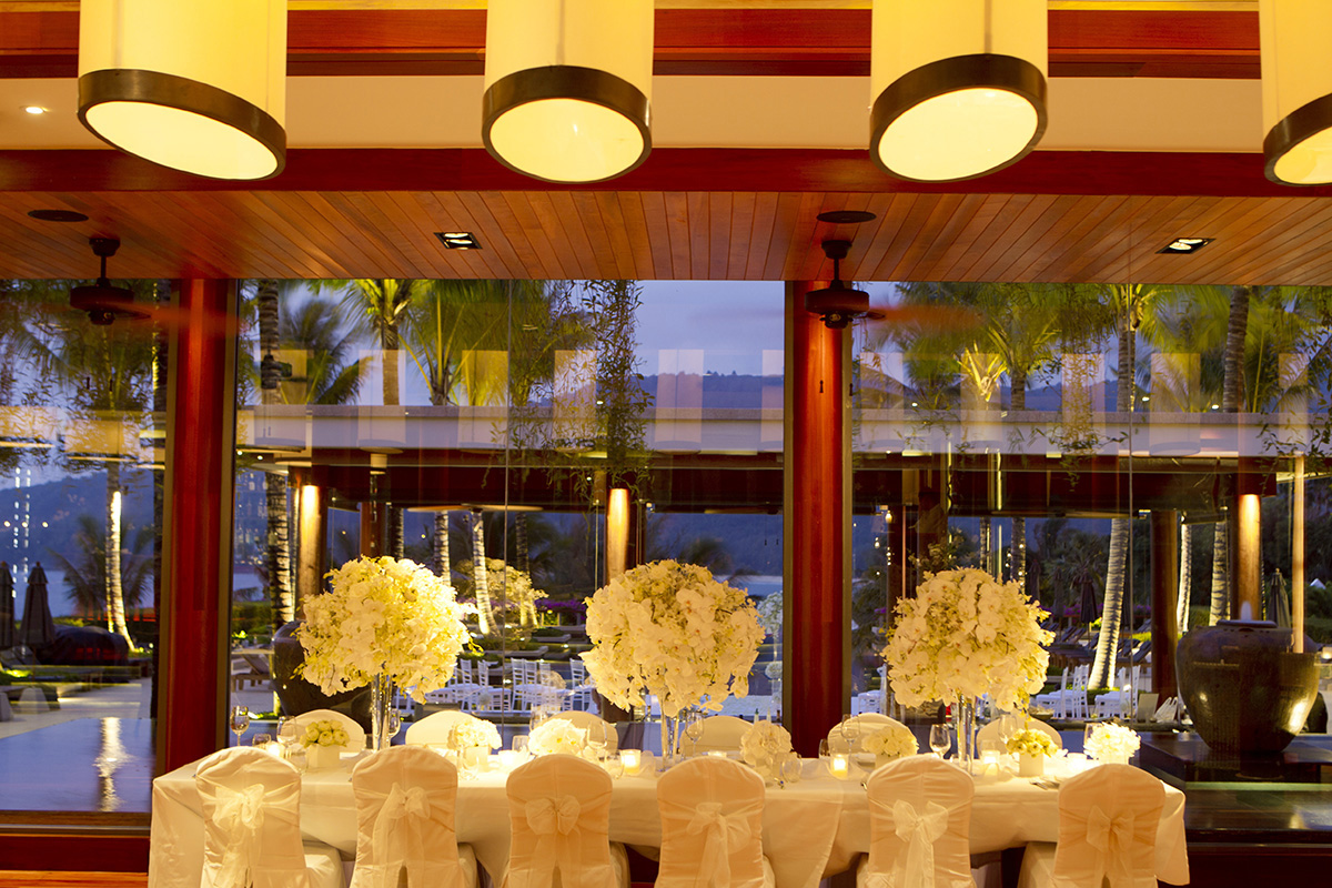 ผลงานติดตั้งโคมไฟรีสอร์ทหรู andara resort kamala